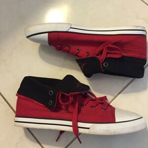 Levi's sneakers 